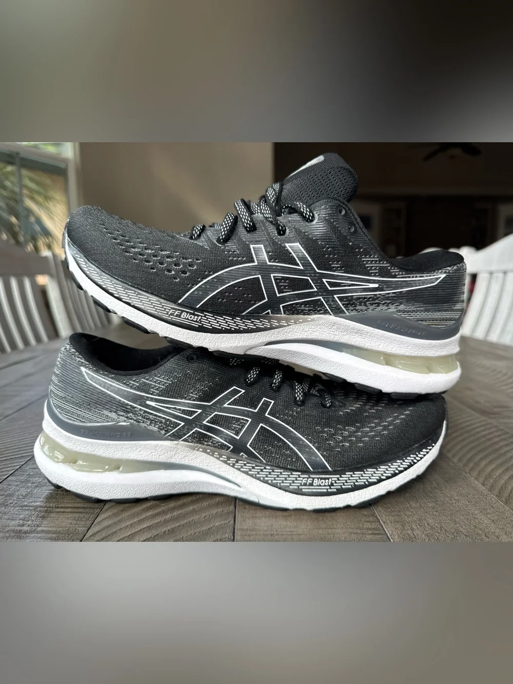 ASICS Gel-Kayano 28 Black/White Running Sneakers Women's Size 8.5